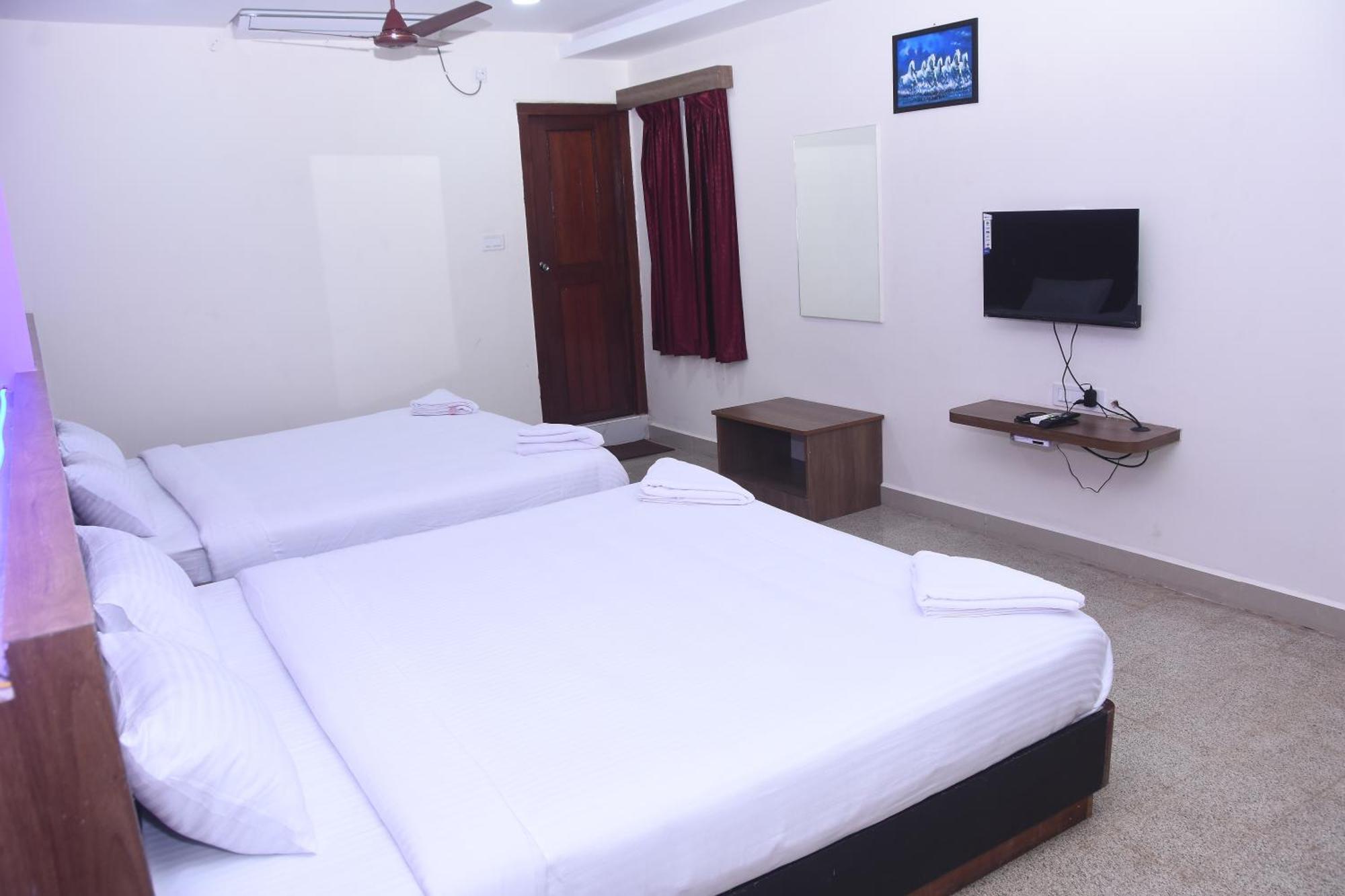 Prc Residency Hotel Chennai Ngoại thất bức ảnh
