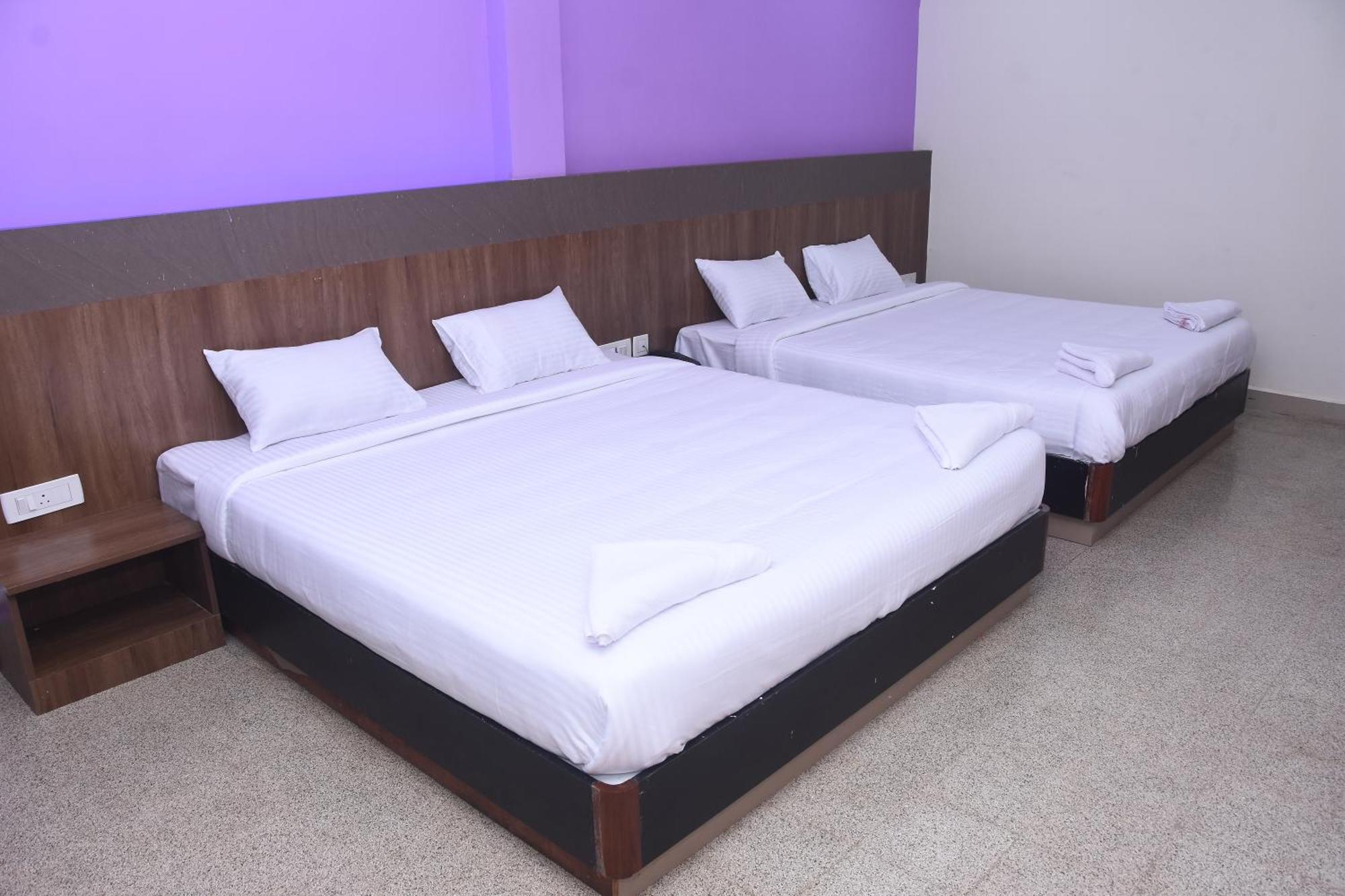 Prc Residency Hotel Chennai Ngoại thất bức ảnh